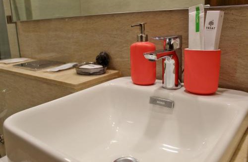 Hiranandani Gardens Apartment | Maxxvalue Apartment Hiranandani Powai - RH5
