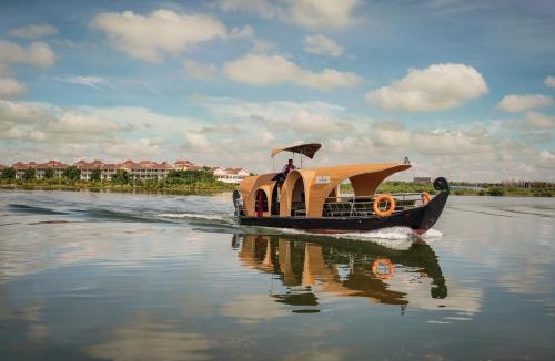 Raipur Hotel | MAYFAIR Lake Resort