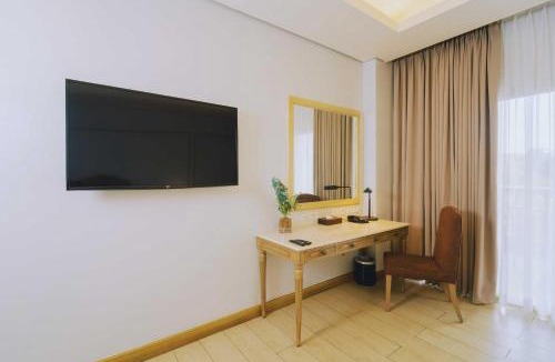 Laurel Apartment | MCollection - Scenic Tagaytay Getaway with Taal Views