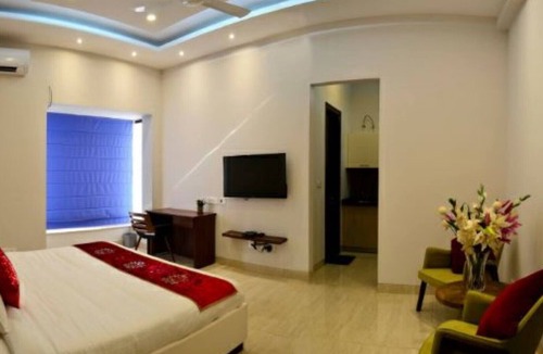 DLF City House | Meera Suites @ DLF 2 - Ground Floor