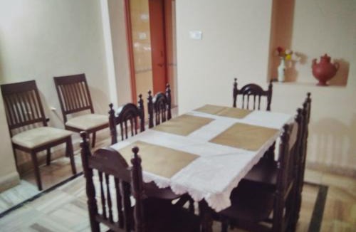 Caranzalem House | Menezes House