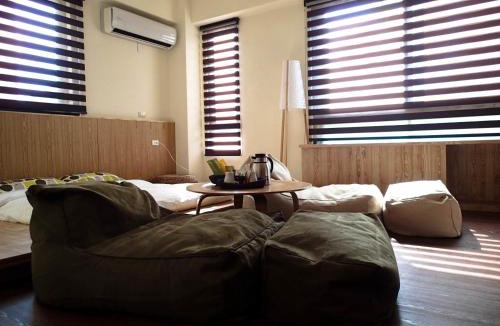 Hualien City Centre House | Meow G Cafe Hostel