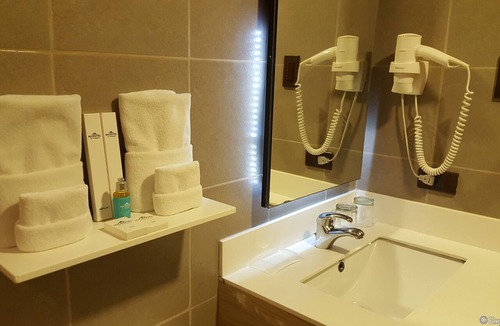 Baguio Hotel | Microtel by Wyndham Baguio