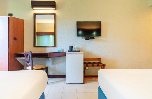 Javalera Hotel | Microtel by Wyndham Eagle Ridge