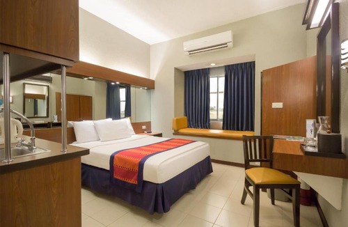 Javalera Hotel | Microtel by Wyndham Eagle Ridge