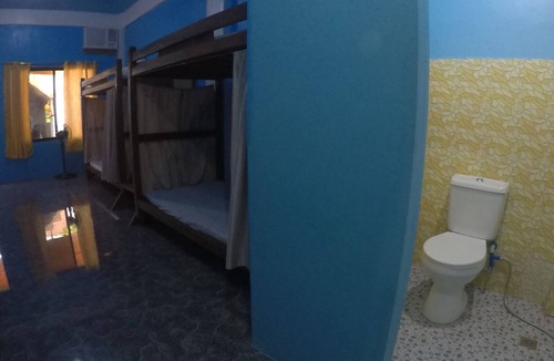 Coron Town Proper Hostel | mixed-dormitory room