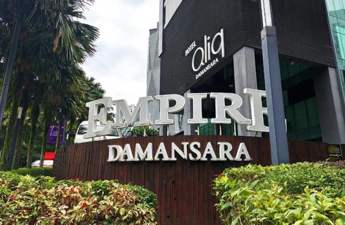 Damansara Perdana Apartment | Miza Empire Damansara studio free wifi netflix