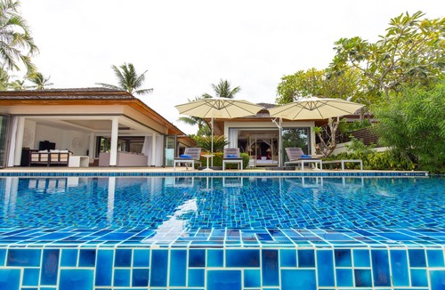 Plai Laem Villa | Modern 4BR Beachfront Villa | Bophut
