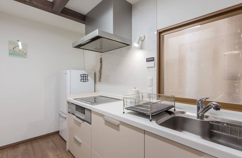 Higashiyama Apartment | Modern House Close To Kamo River No.1 with Floor Heat