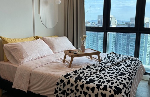 Mont Kiara Apartment | Modern Mont Kiara Kuala Lumpur@ooak/1br/mall/ Balcony