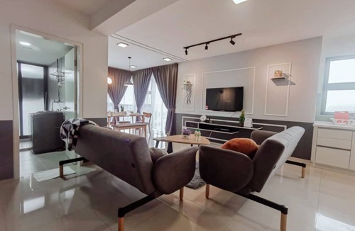 Taman Gemilang Apartment | Modern Premium Suites for 8 Pax @EkoCheras