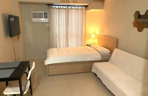 San Dionisio Apartment | Modern Studio Condominium 1