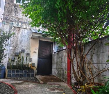 Alaminos Bed & Breakfast | Monte Rio Gardens Bed & Breakfast