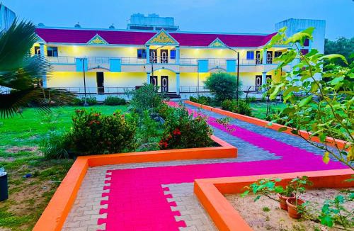 Thirukadaiyur Hotel | Mookambigai Residency