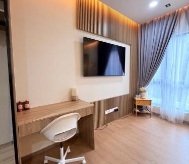 Sungai Penchala Apartment | MOSSAZ Luna Muji Stay