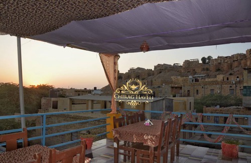 Amar Sagar Pol House | Motel ∙ 8 guests