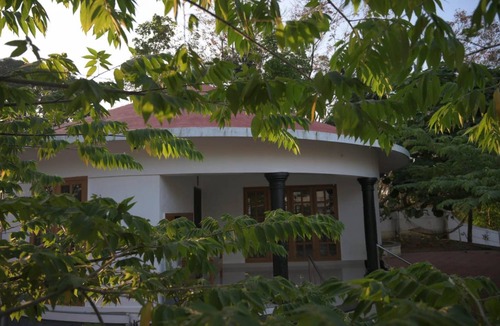 Anchal House | Motel ∙ 8 guests