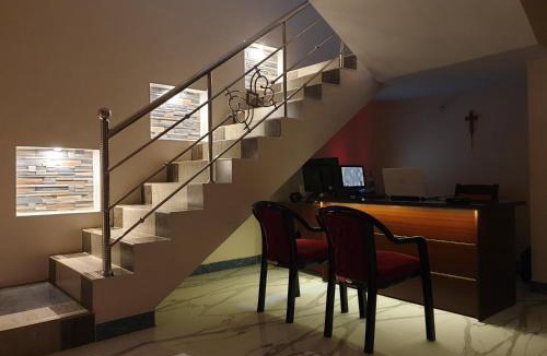 Courtallam Hotel | Mount Zion Holidays
