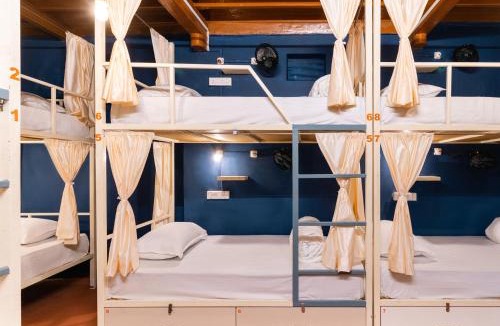 Daman Hostel | Moustache Daman