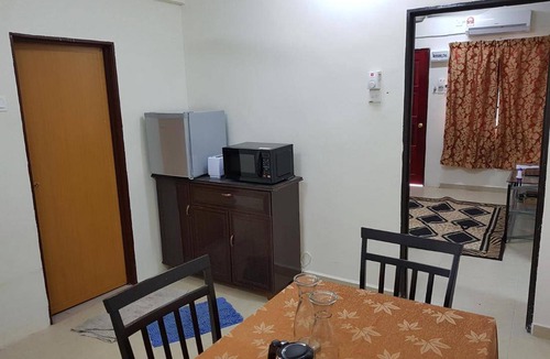 Merbau Sempak House | Mri Homestay Sg Buloh - Hs1b - One Bedroom Homestay
