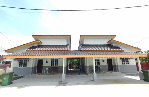 Merbau Sempak House | MRI Residence Sg Buloh - 2Bedrooms/1Bathroom