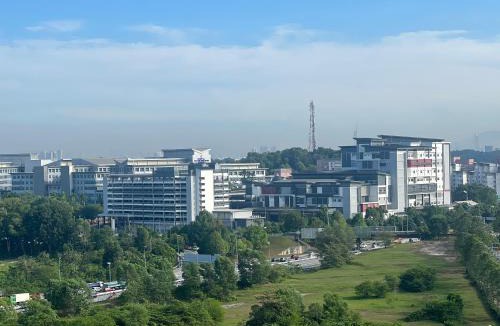 Putrajaya Apartment | MuciHOME Clio 3R2B, Putrajaya Condo Near to IOI City Mall, Alamanda, Hospital Serdang, Wetland Studio KRU dll- Non Smoking Home for Malaysian Only