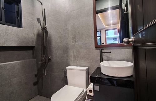San Narciso Hotel | Mula De La Paz