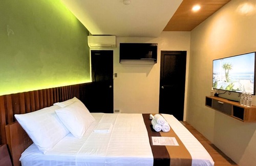 San Narciso Hotel | Mula De La Paz