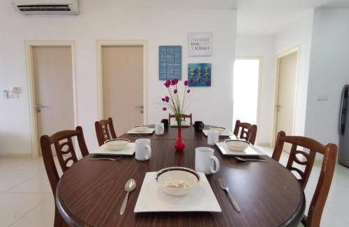 Petaling Jaya Apartment | 93 m² Apartment ∙ 3 bedrooms ∙ 12 guests
