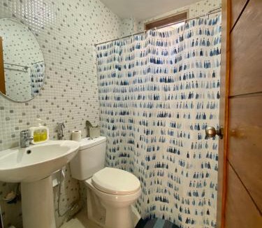 Coron Town Proper Hostel | MyGuide Travellers Inn