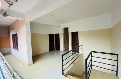 Nedumangad House | NAAZ ROOMS