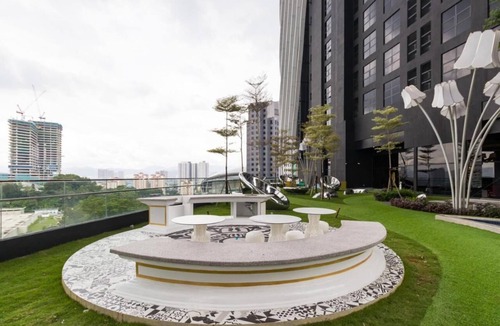 Kuala Lumpur Apartment | Nano's Home 2-bedroom apartment in charming KL with AC's, WiFi, Gym, Kids Park.
