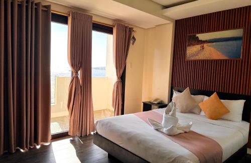 Caticlan Hotel | Navarro Hotel