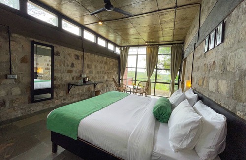 Bail Hongal Bed & Breakfast | nBEVINA MANE 102