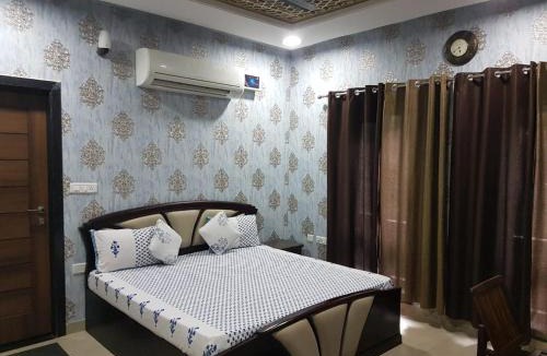 Bani Park House | Neetu's Home Stay