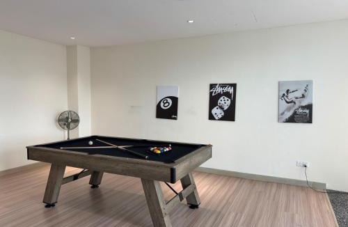 Kampung Pulau Meranti Villa | New Luxury Private Pool Villa Puchong up to 30 pax