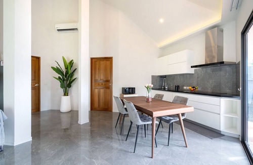 Nai Harn Villa | NEW VILLA LUXURY PRIVATE POOL 2BR-2BATH -4/5 Near BEACHES-Tropical Garden-