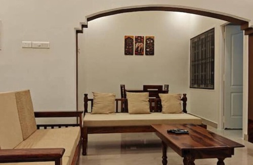 Kumbakonam Apartment | Newly Furnished, Renovated, AC, Clean, Cozy, 2 BHK