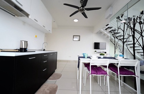 Kampung Pasir Apartment | [NICE!] Kuala Lumpur 8PAX 5mins to Midvalley & The garden mall