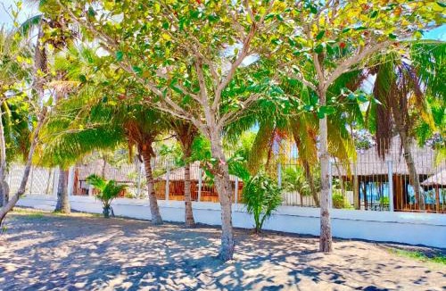 Dumaguete Resort | Nice Whitepebbles Beach Front