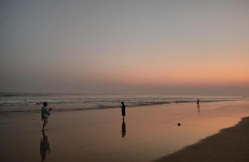 Puri House | NIRMAN HOMESTAY 5 minutes walk to beach