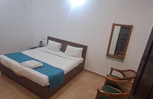 Tapovan Hotel | Nirvana Riverside Resort