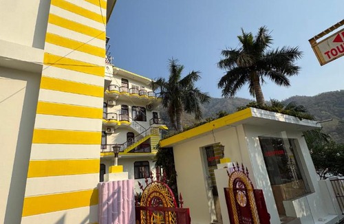 Tapovan Hotel | Nirvana Riverside Resort