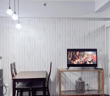 Silang Junction South Apartment | nkz's staycation