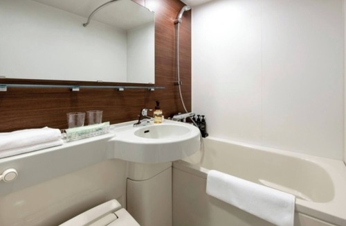 Minamisenba Hotel | Nonsmoking Superior Twin Room VS | Breakfast /Osaka Ōsaka
