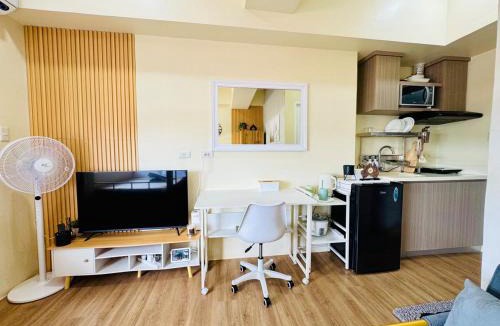 Mandaue Apartment | Northwoods Place Condo, Fast Wifi, 2 Beds- Mandaue