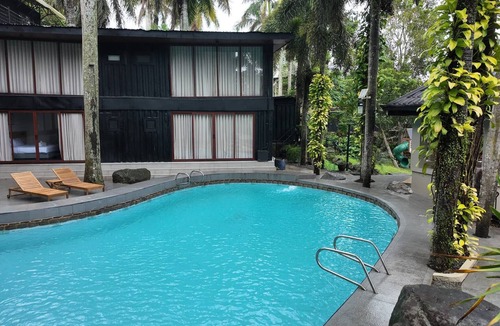 Canlubang Bed & Breakfast | Novella Tagaytay Deluxe King 402
