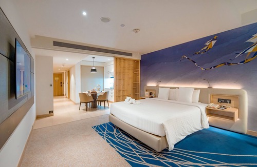 Ahmedabad Hotel | Novotel Ahmedabad