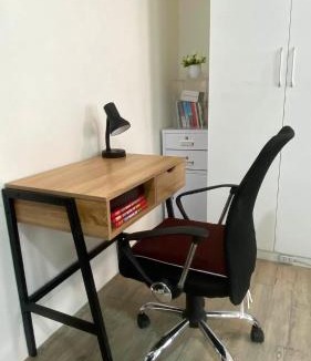 Canlubang Hostel | Nuvali Studio Retreat Free Parking Fast WiFi Pool