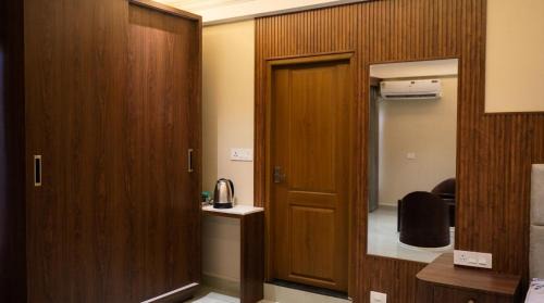 Kedavur Cabin | Oakleaf Residency